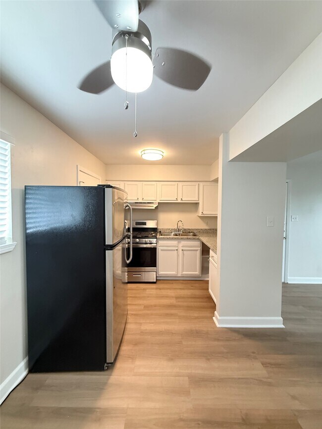 Photo - 1141 N Durham Dr Unidad 15