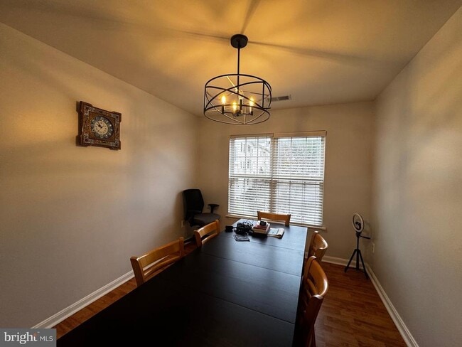 Photo - 9131 Gracious End Ct Unidad 204