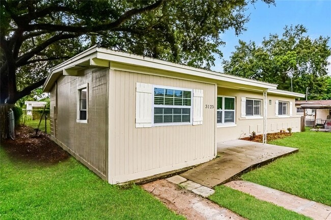 Photo - 3125 Wallington Dr Casa