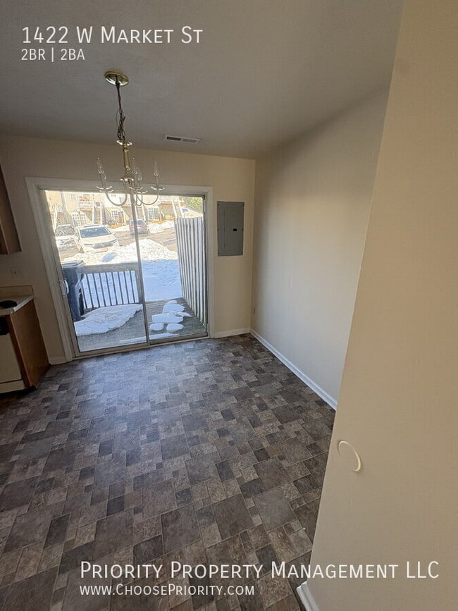 Photo - 1422 W Market St