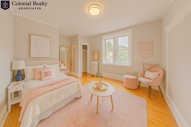 Building Photo - 330 St Paul St