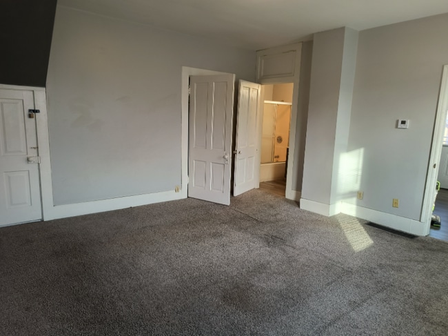 Photo - 2621 Mt Vernon Ave Unidad 2621 Mt Vernon Ave Apt A