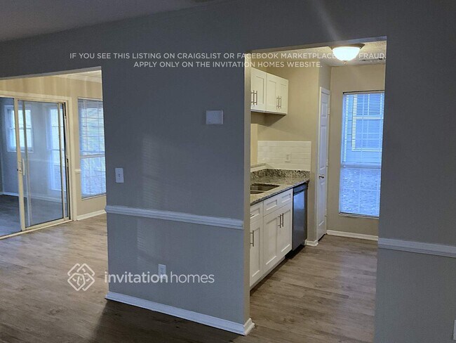 Photo - 1030 Hampton Hill Ct