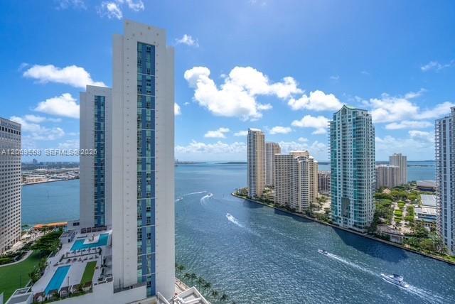 Building Photo - 300 S Biscayne Blvd Unit T-2416
