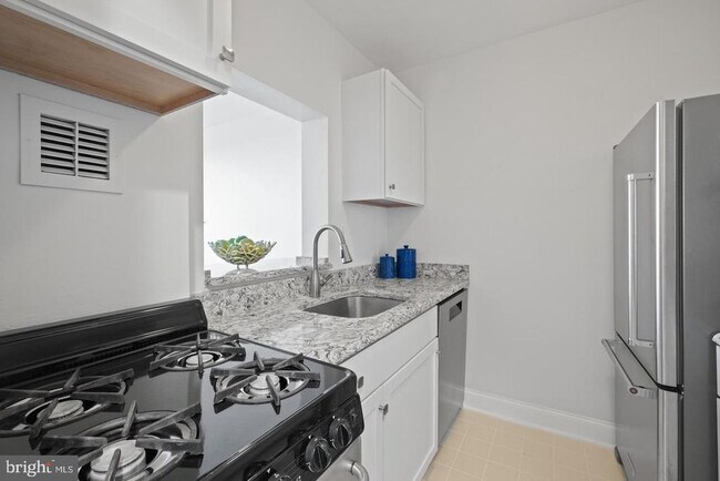 Photo - 1021 Arlington Blvd Unidad 621