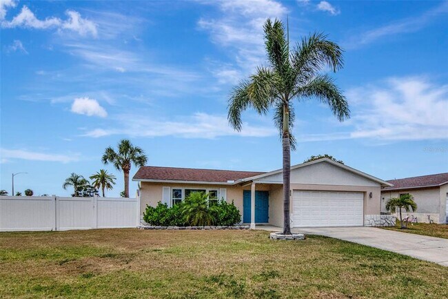 Photo - 4712 114th St N