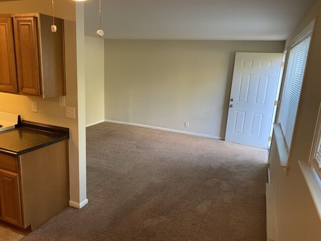 Photo - Adorable 1 Bedroom, 1 Bath Unit Unit 403