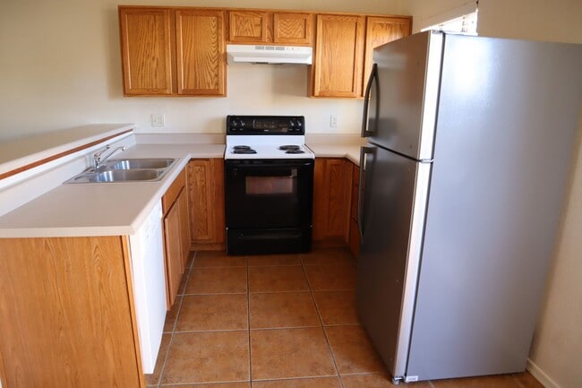 Photo - 2 Story You Will Have To See To Believe!!!