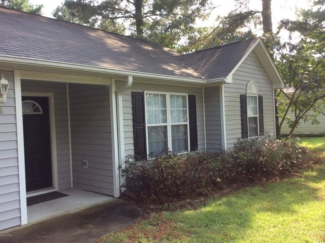 Photo - 114 Brody Ln