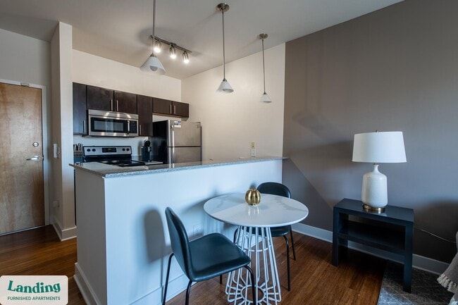 Photo - 1820 E Broad St Unidad 139-C.1412232