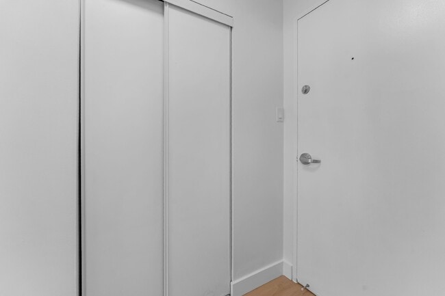 Photo - 145 York St Unit 506