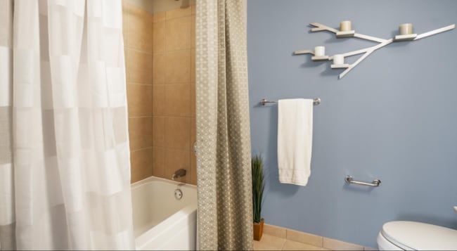 Photo - 560 W Kinzie St