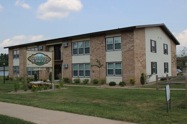 Photo - Woodfield Circle