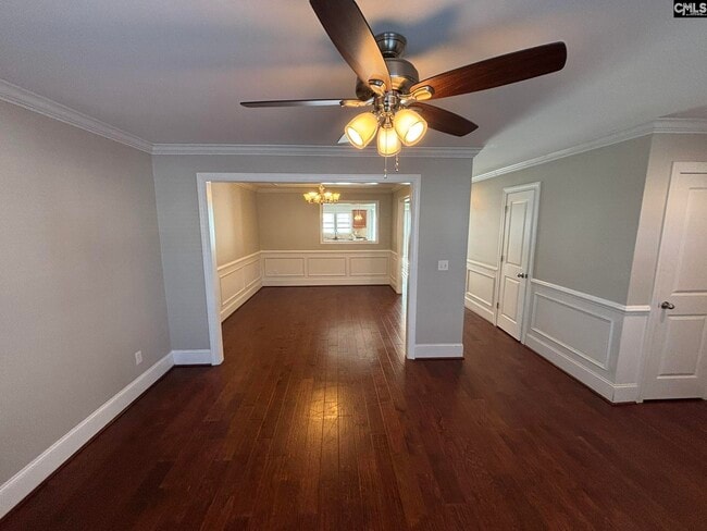 Photo - 716 Stonebury Cir