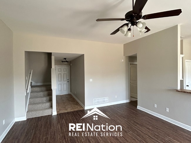 Photo - SOUTHAVEN STUNNER! 3BR/2BA | Vaulted Ceilings & Fireplace | Fenced Yard!