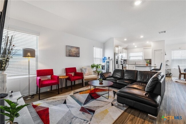 Building Photo - 107 Isaac Millsaps Trl