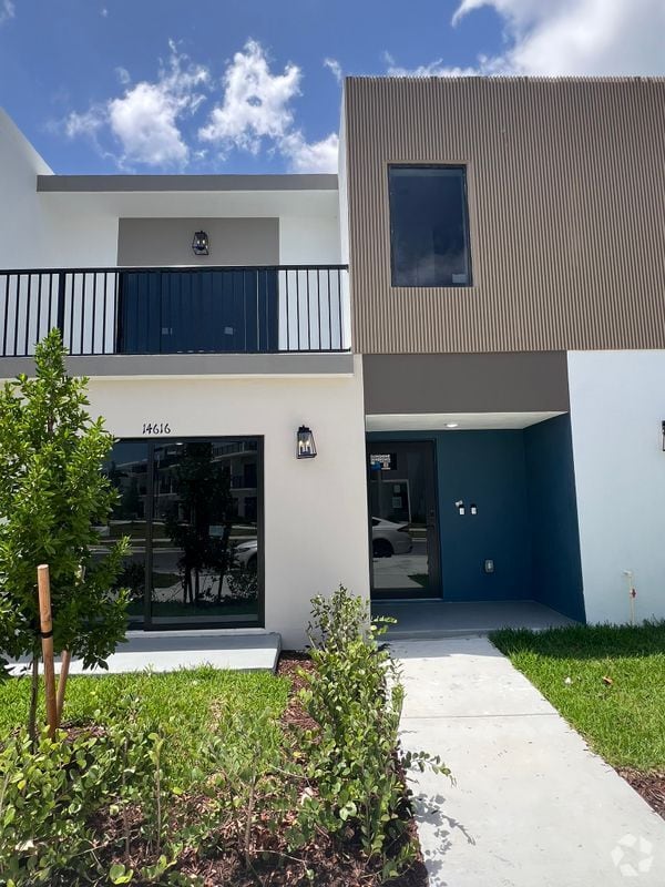 Building Photo - 14616 SW 261st Terrace Rental
