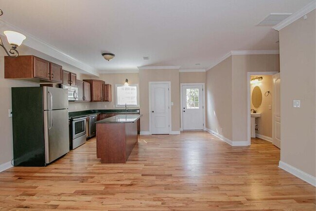 123 Bogard Ln