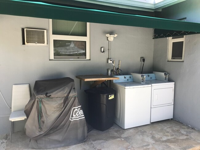 Photo - 338 NW 96th St Unit B