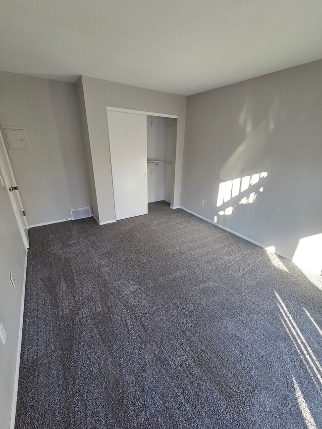 Photo - 3223 Schuetzen Ln Unit 1