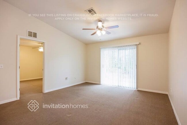 Photo - 2422 Joe Ave S