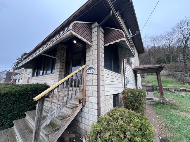 Photo - 304 Marie St