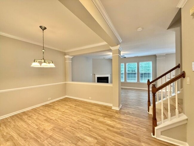 Photo - 2113 Trefoil Ln