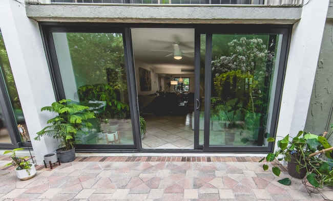 Photo - 501 SW 11th Pl Unit 101