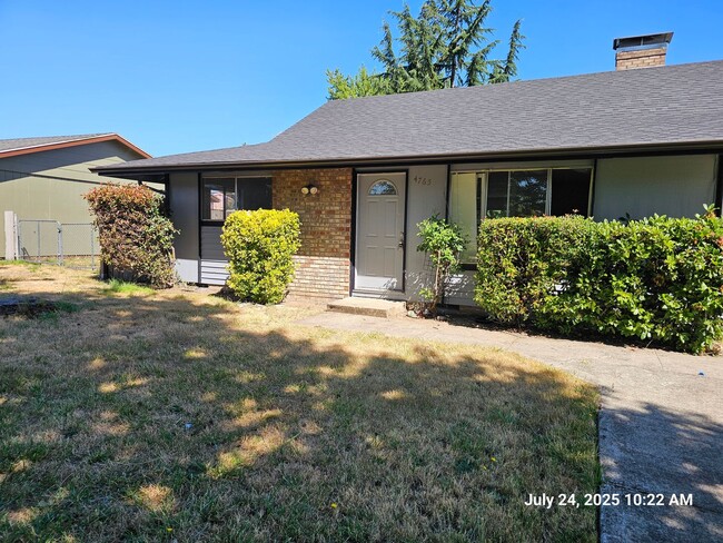 Building Photo - 4765 Pennsylvania Ave SE Unit 4765 Rental