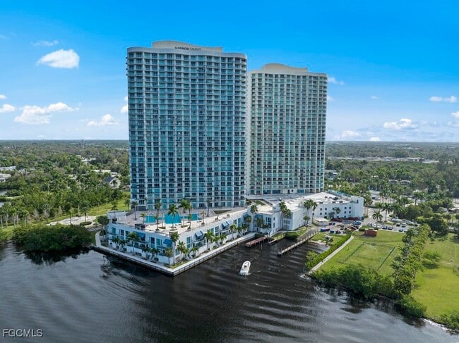 Building Photo - 3000 Oasis Grand Blvd Unit 1603