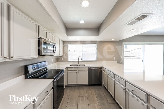 Photo - 4855 W North Ln