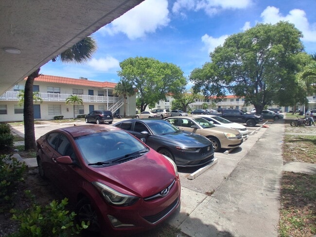 Photo - 401 SW 13th Pl