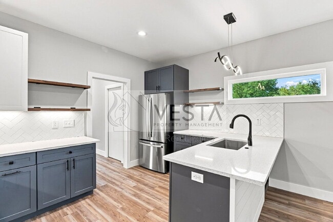 Photo - 108 Tracy Ave