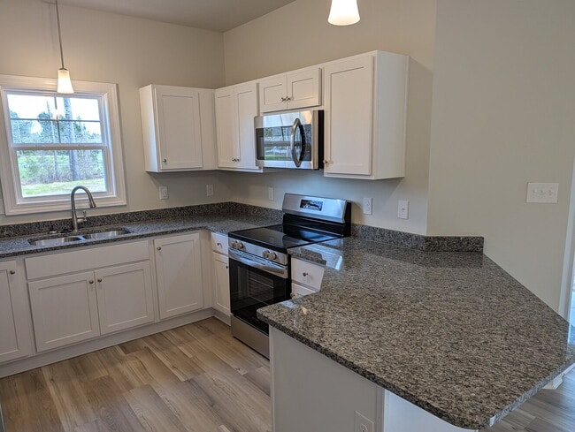 Photo - 116 Crab Claw Spit Ln