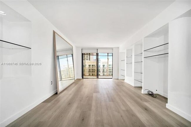 Photo - 6061 Collins Ave Unit 6061 Collins Ave appt 7A