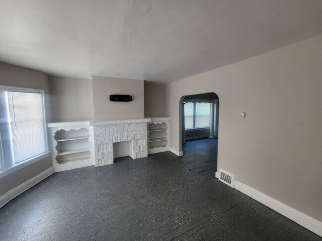 Photo - 1631 Hillcrest Rd Unit - 1