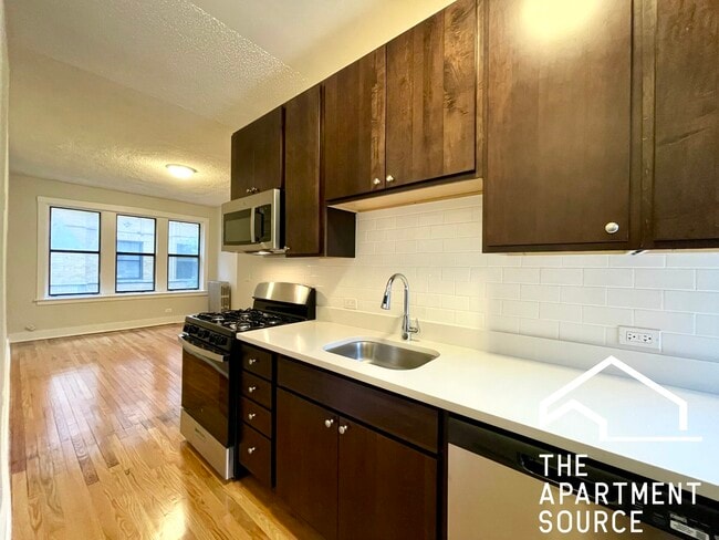 Photo - 1540 N Kedzie Ave Unit 1M