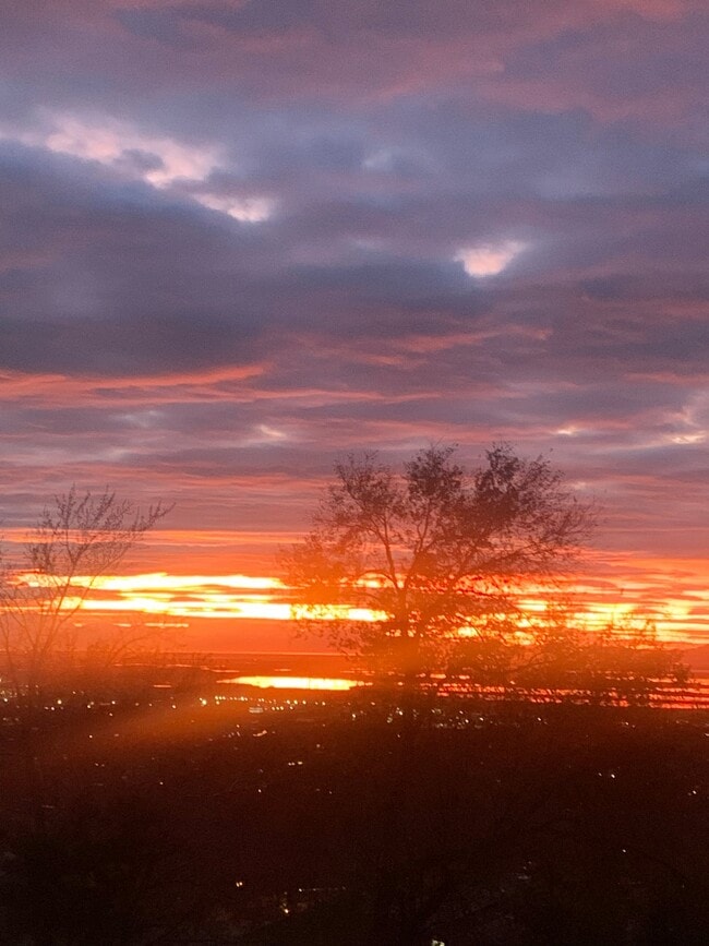 Photo - 1471 N 400 E
