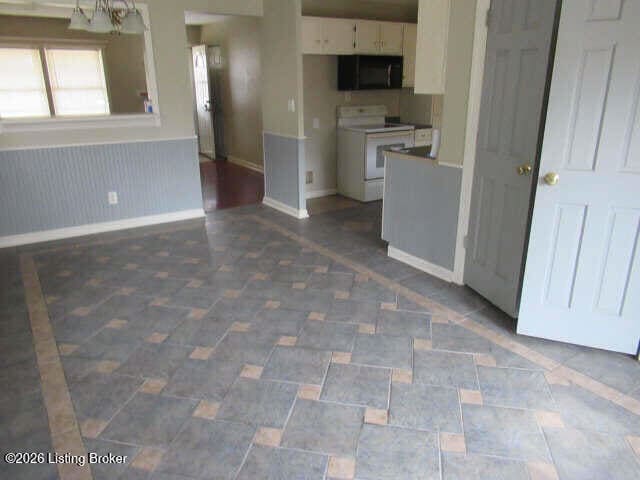 Photo - 147 Orchid Ct