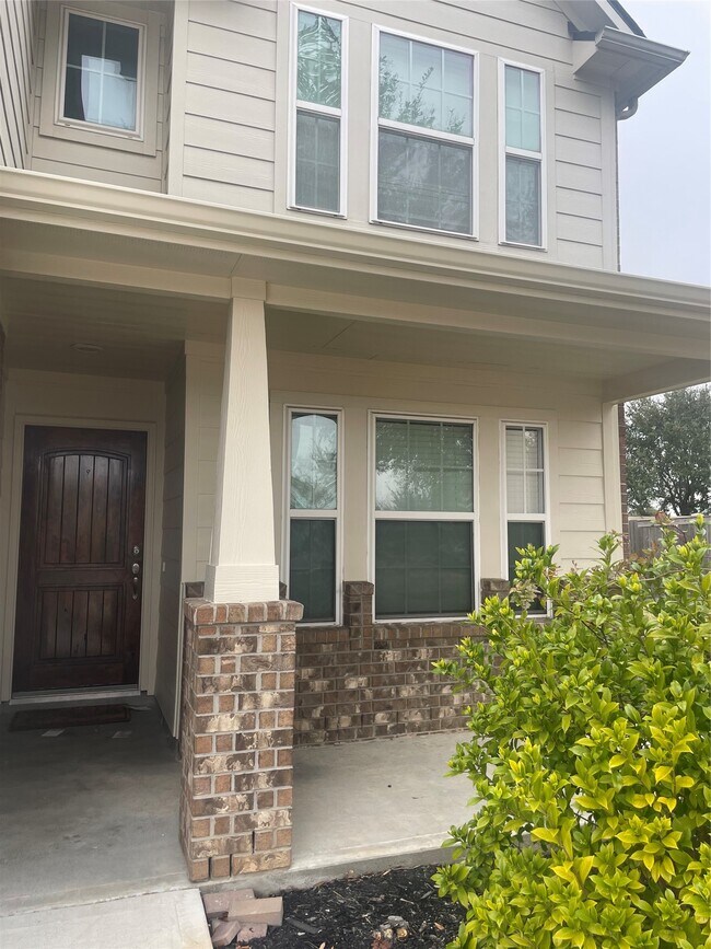 Photo - 17934 Royal Gate Ln