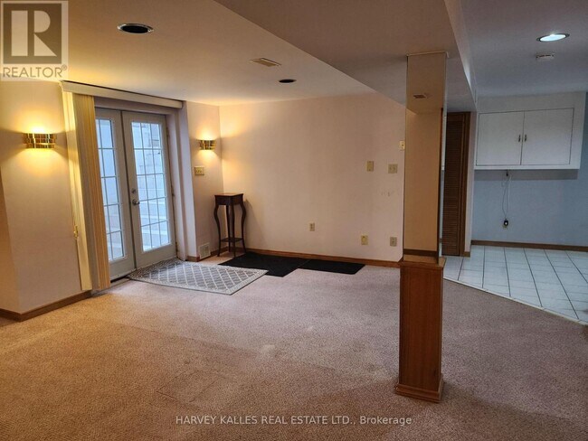 Photo - 9 Scarlett Dr