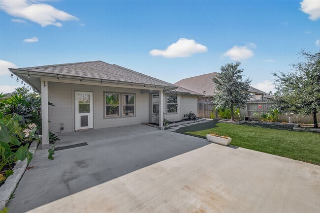 Photo - 2701 Sagedale Dr