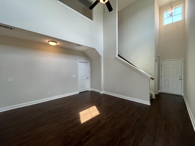 Building Photo - 200 Gambrel Rd Rental