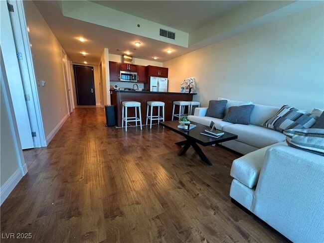 Building Photo - 4575 Dean Martin Dr Unit 2301