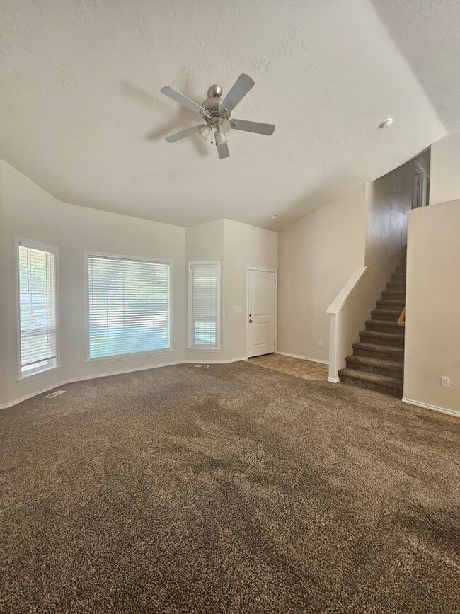 Photo - 4 Bedroom Home Close to Settlers Park