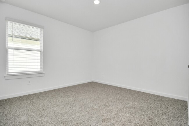 Photo - 1123 Briscoe Ct