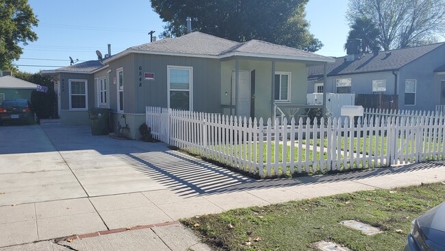 Building Photo - 6548 Aldea Ave