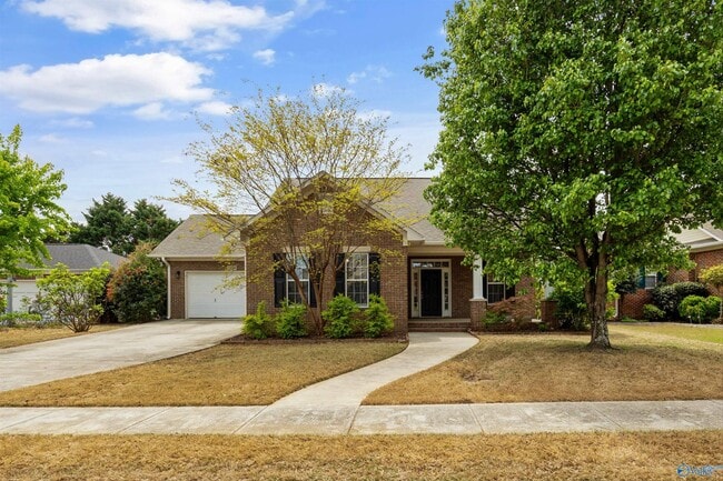 Building Photo - 5104 Frankford Dr SE