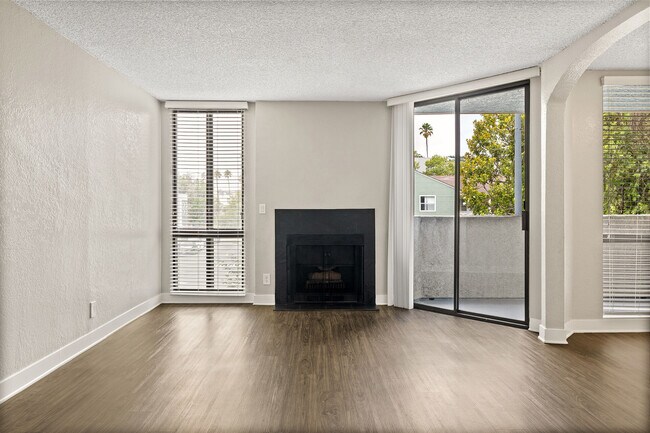 4250 Coldwater Canyon