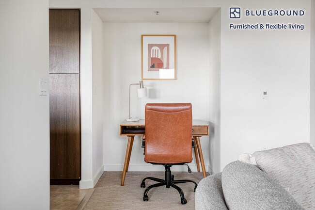 Photo - 10301 NE 10th St Unidad FL7-ID259